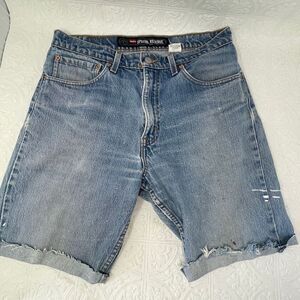 Vintage Levi’s Blue Straight 509 Boot Cut Cutoff Denim Shorts Size 32x32